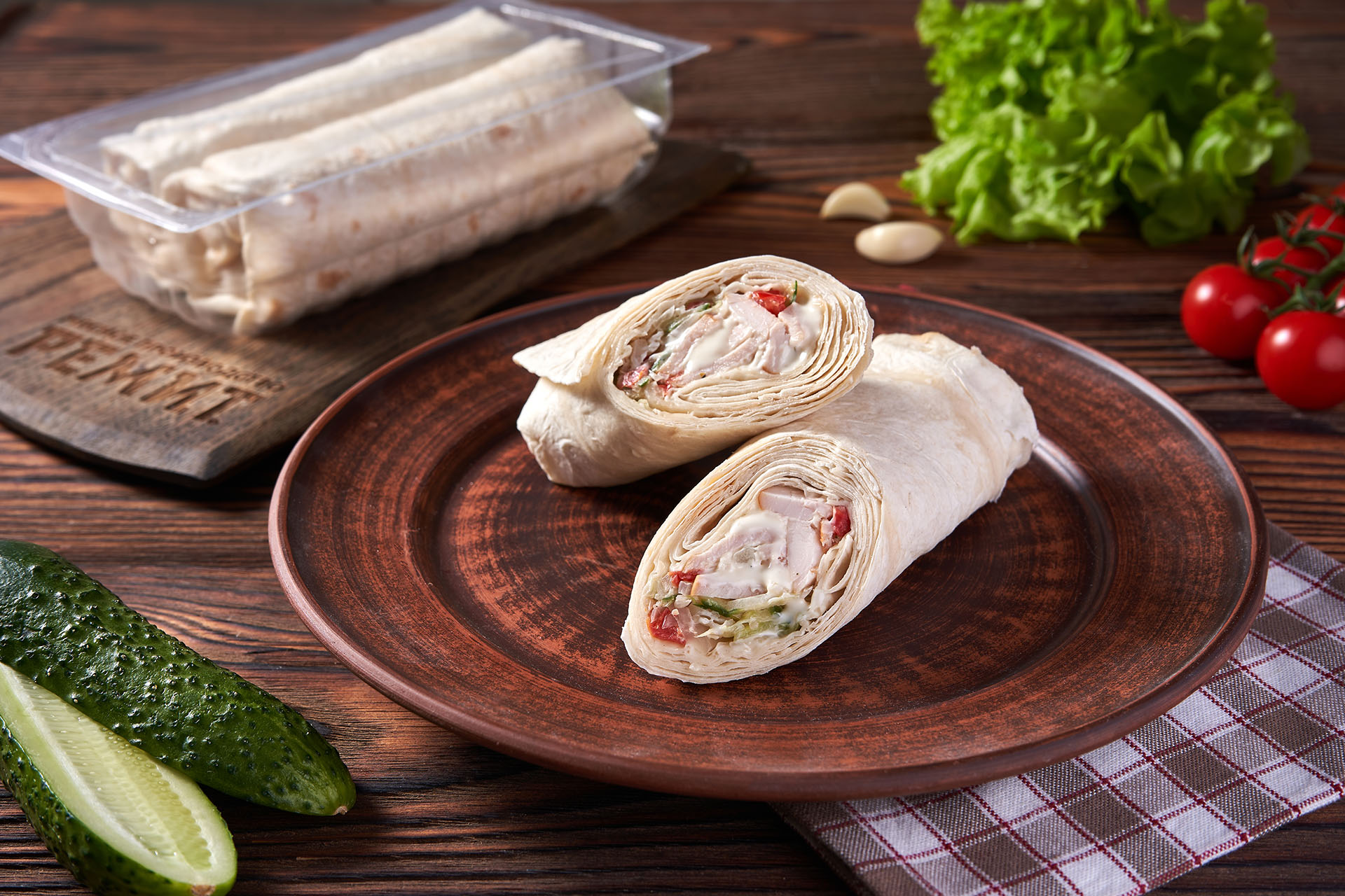 Ролл с куриной грудкой зам. 190гр. 2шт/упак 8упак/кор купить в Донецке - Сушиман