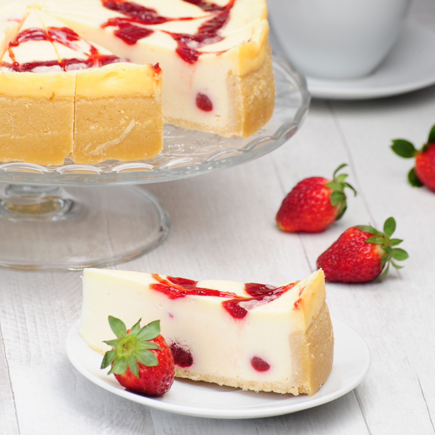 Чизкейк Клубничный 2000г/16 порций (4шт/кор) ДФ 4 купить в Донецке - Сушиман