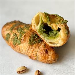 Круассан для выпекания с фисташковой начинкой 2,850кг. 95 гр 30 шт(1) ДФ 655 купить в Донецке - Сушиман