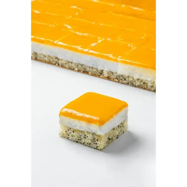 Пирожное птифур Торт Манго Бенье 34,28гр, 70шт/кор купить в Донецке - Сушиман