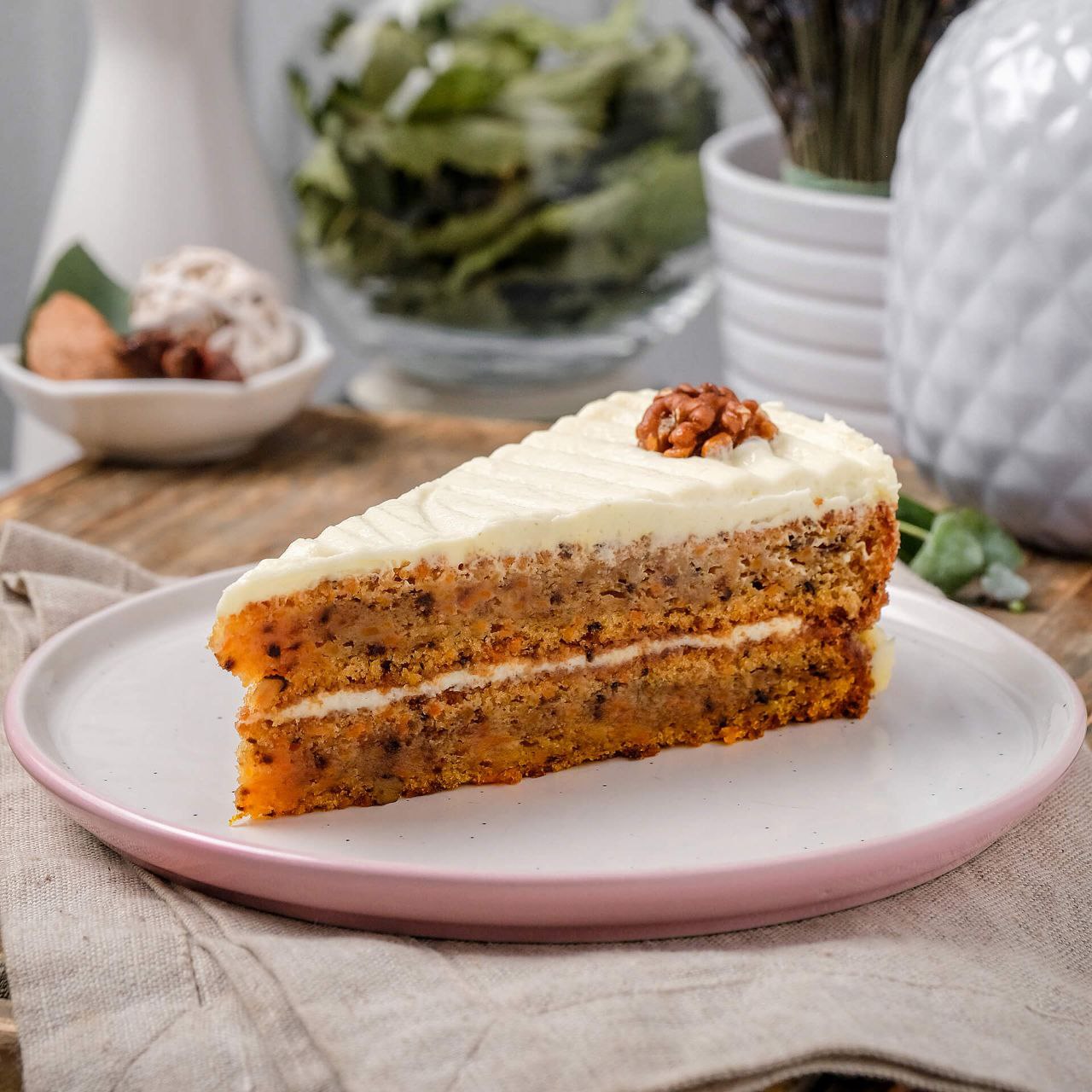 Торт Морковный Бенье 140гр, 12 порций/1,68кг/шт, 6шт/кор 719 купить в Донецке - Сушиман